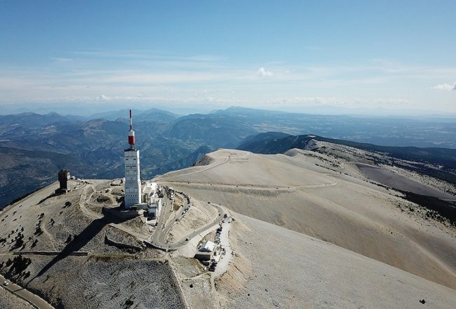 Les plages ensoleillées du Mont Ventoux